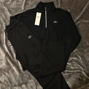 Black Hooded Mens Alo Set, Black Alo Quarter Zip Set